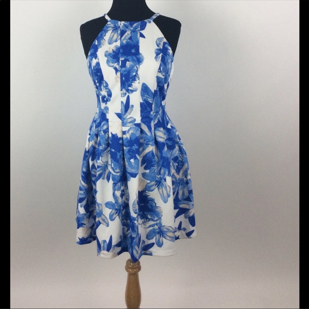 Vince camuto dress